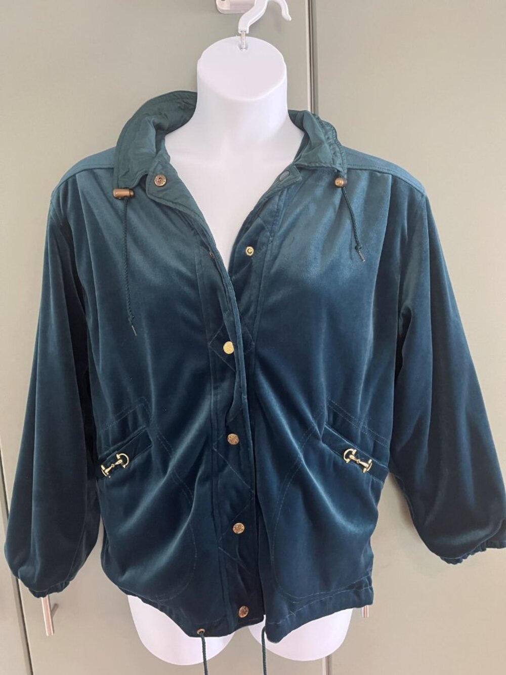 CS SIGNATURE VINTAGE WOMANS LARGE TEAL VELOUR REVERSABLE JACKET
